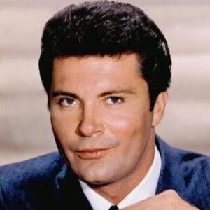 Max Baer Jr. – The charismatic face behind Jethro Bodine who captured America’s heart with charm and wit.